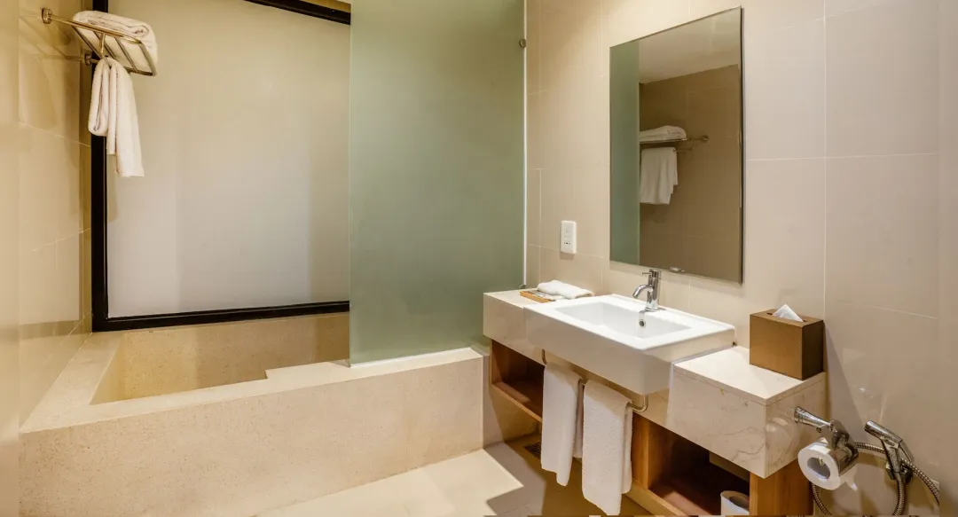 Deluxe Pool Suite Room - Bathroom