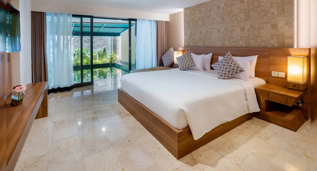 Deluxe Pool Suite Room - Bedroom