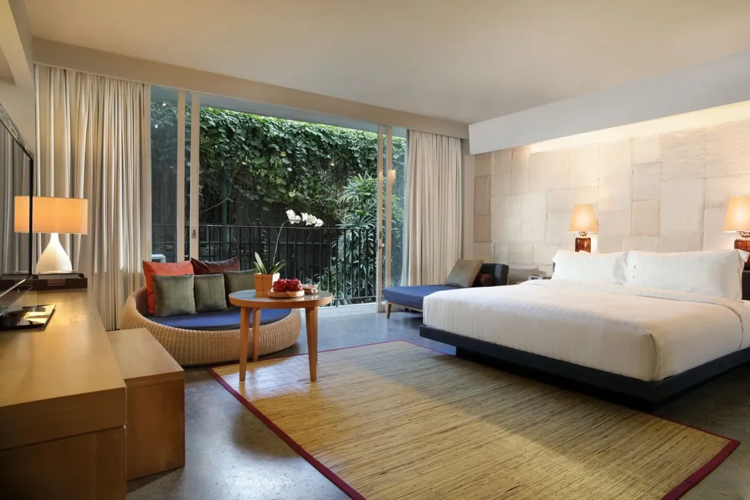 Suite - Bedroom