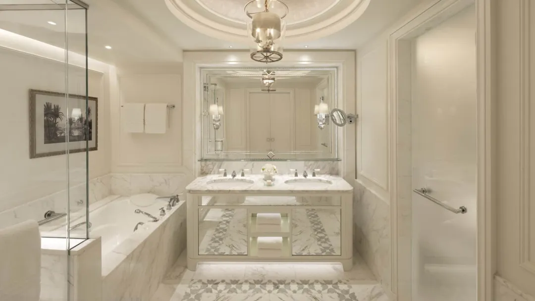 Deluxe Room - Bathroom