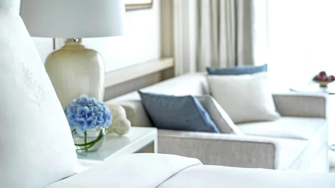 Premier Sea View Room - Seating Aeria