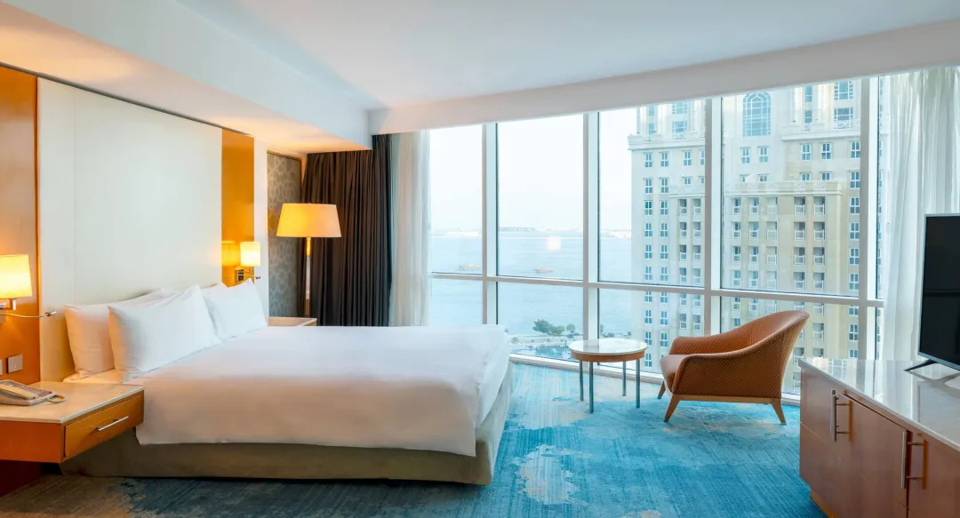 King Premier Sea View Room - Bedroom with Sea View