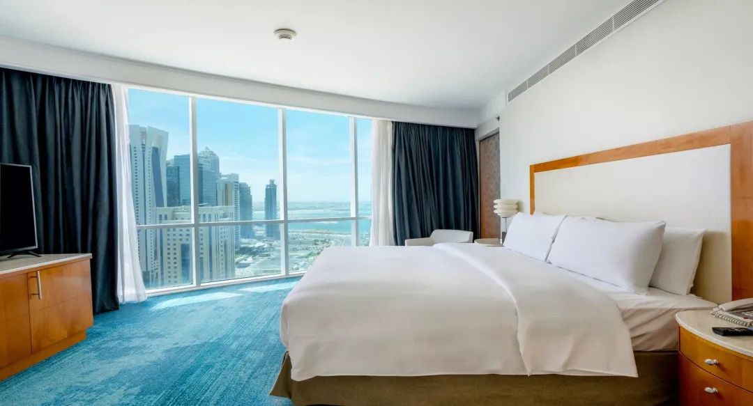 Premier Sea View Suite - Bedroom with View