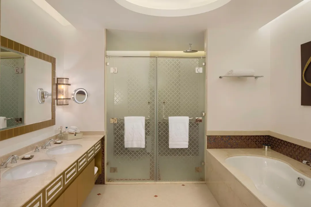 Deluxe Pearl View rooms - Bathroom
