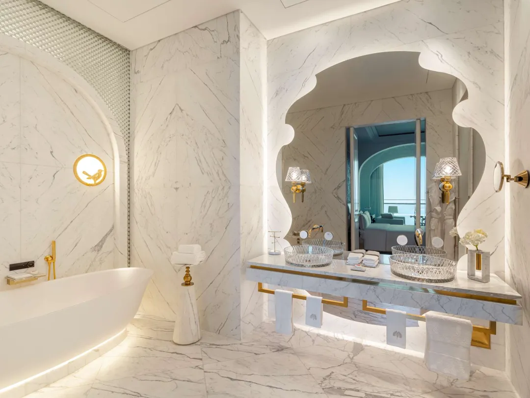 Crescent Suite - Bathroom