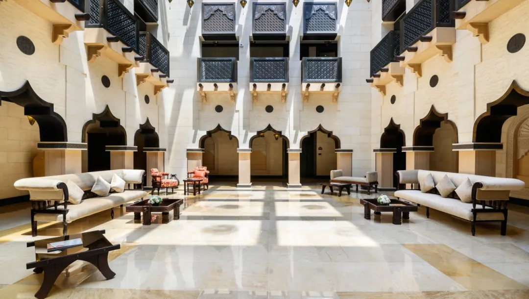 Sharq Village & Spa, a Ritz - Carlton - Royal Villa Courtyard