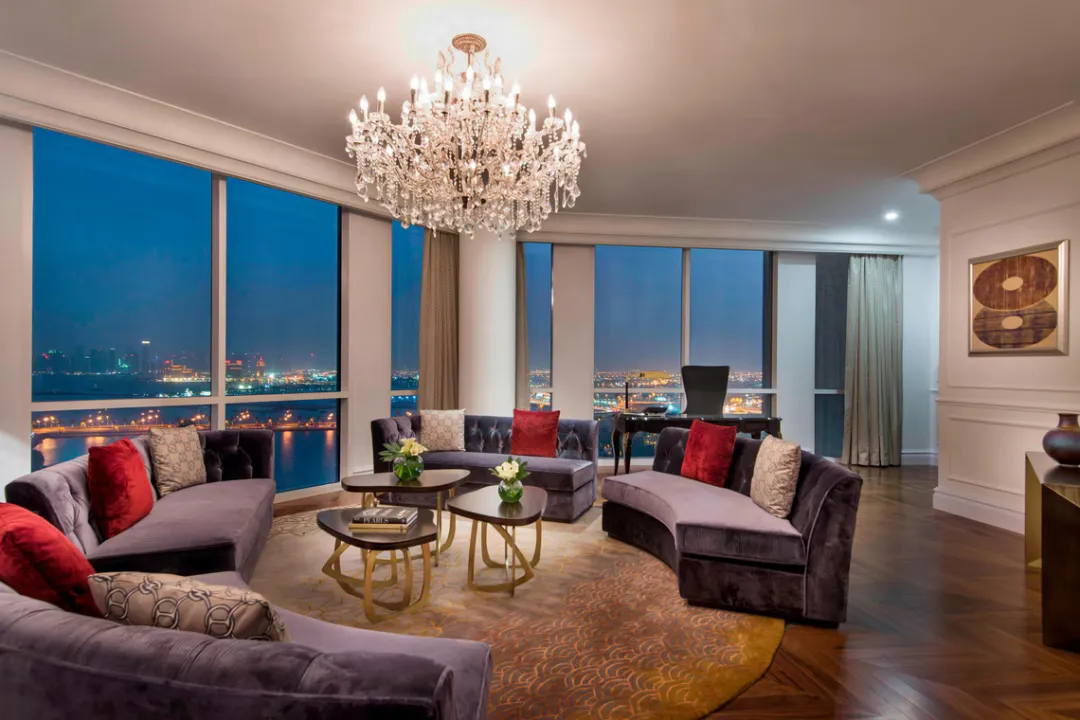 Amiri Suite - Living Room