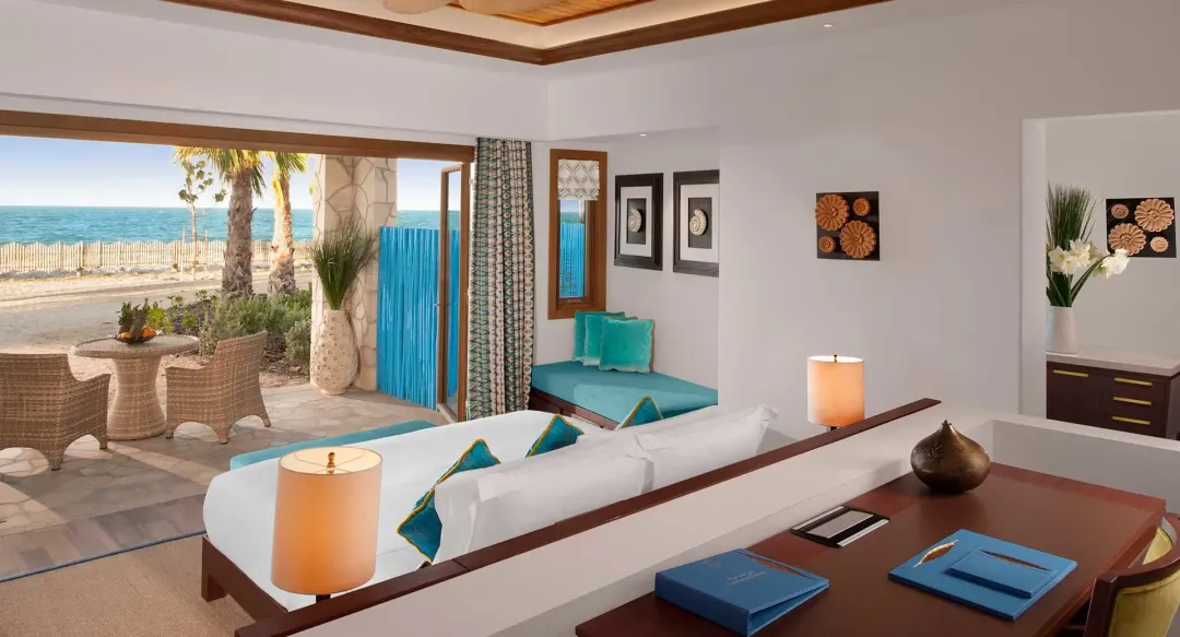 Deluxe Sea View Terrace Room - Bedroom with Beach View