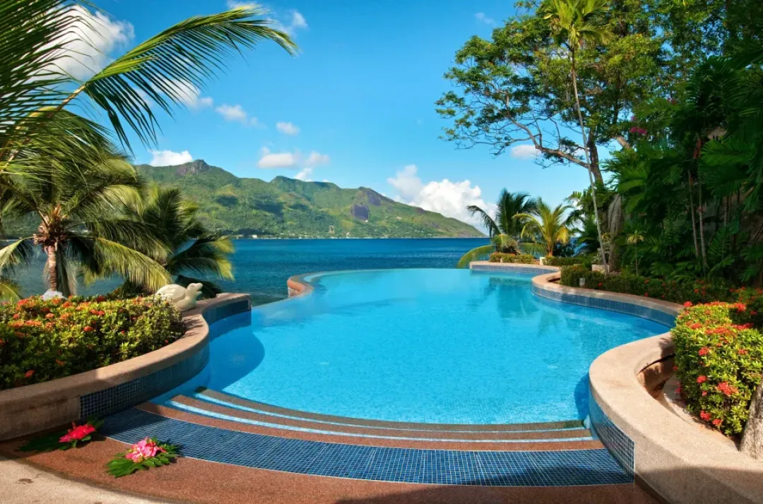 Hilton Seychelles Northolme Resort & Spa - Pool with Mountain View