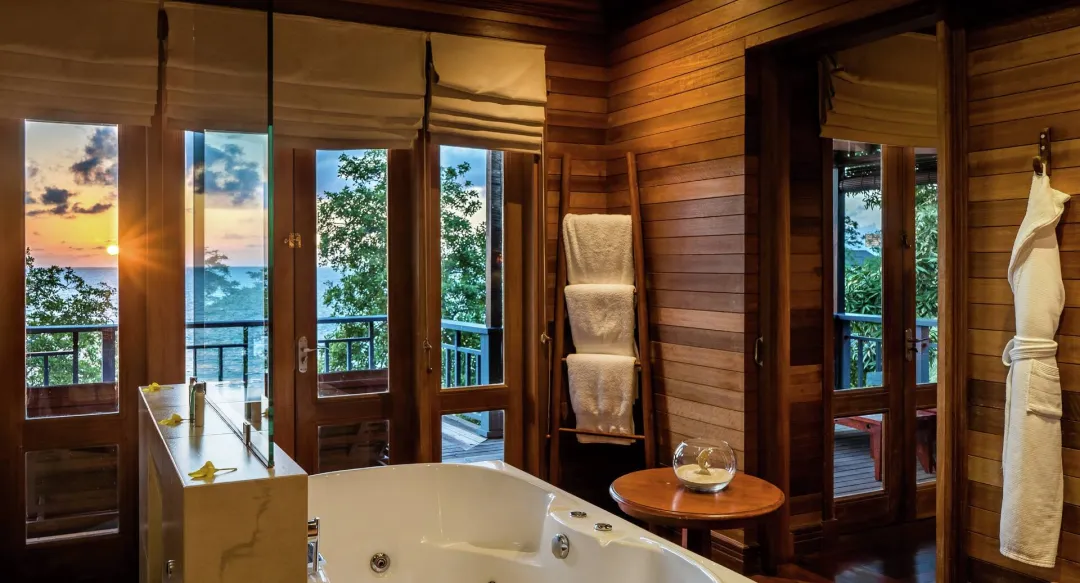 King Sunset Villa - Bathroom