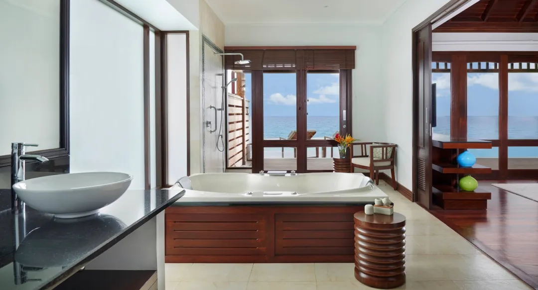 Two Bedroom Oceanfront Pool Villa - Bathroom