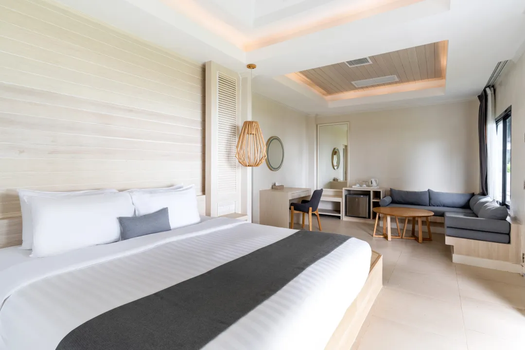 Beachfront Villa - Bedroom