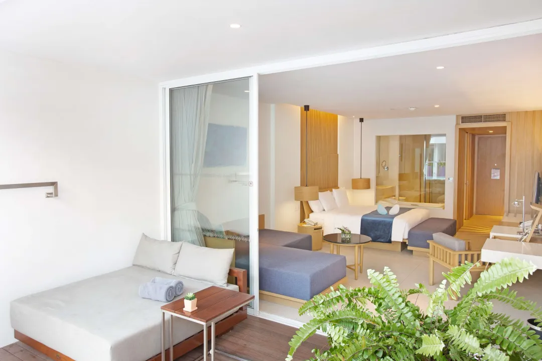 ACE Deluxe Pool Access - Terrace Lounge