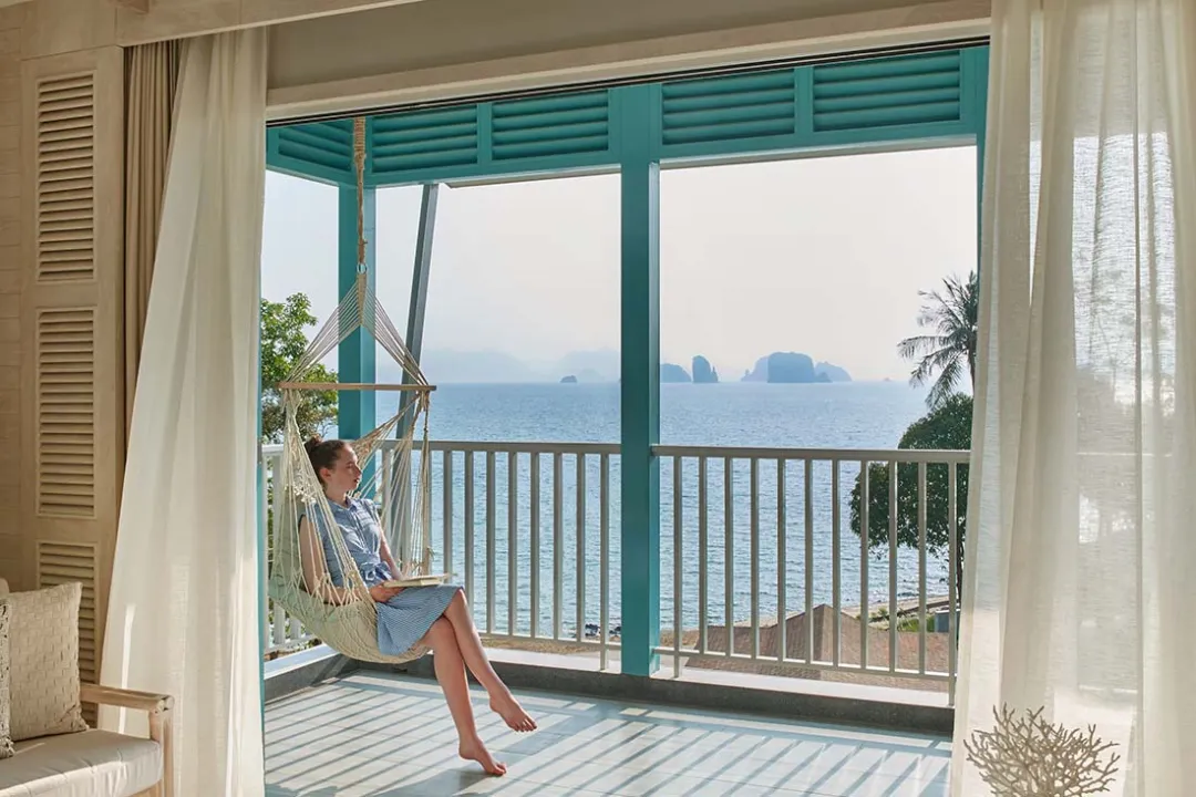 Deluxe Seaview Room - Balcony with Sea View