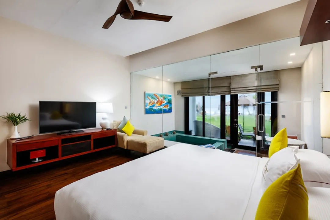 Beach Splash Room - Bedroom