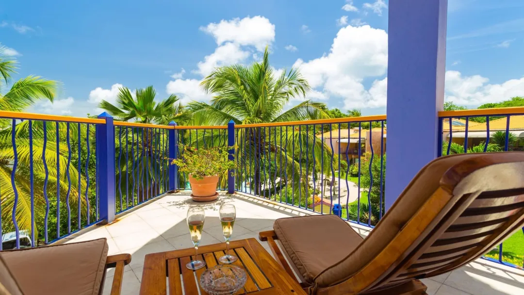 True Blue Room - Balcony View