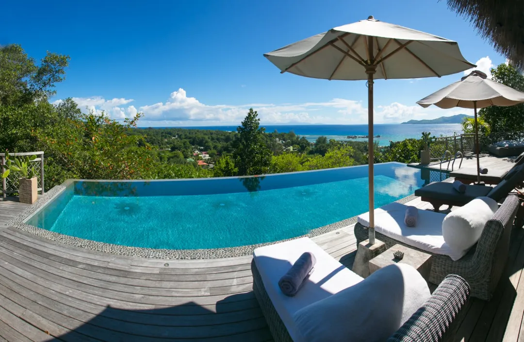 Presidential Villa - Pool with Sea View