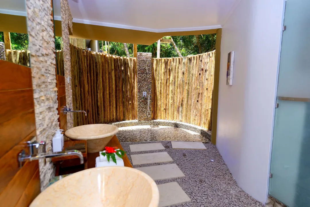 Garden Suite Residence -Shower