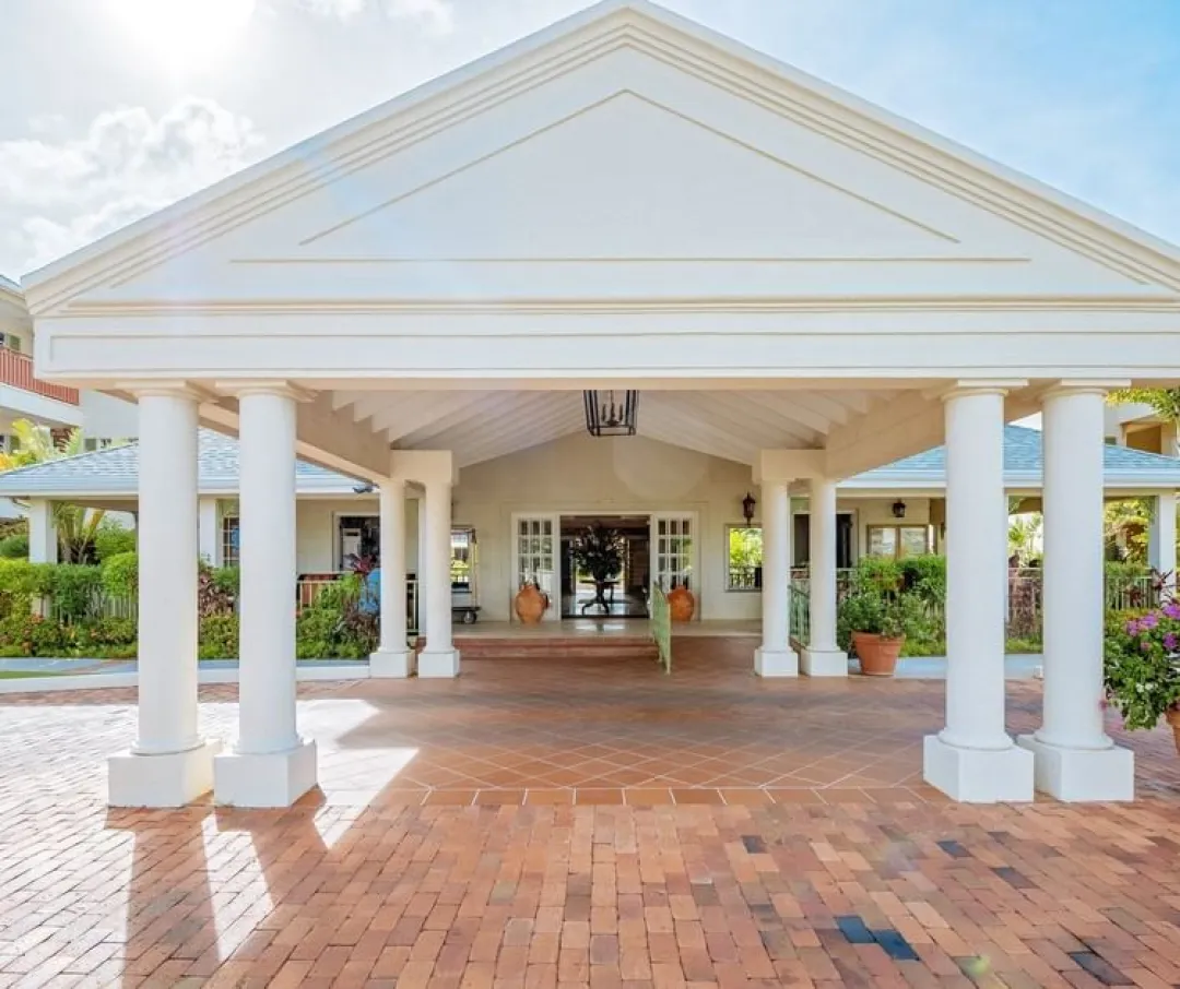 Bay Gardens Beach Resort & Spa