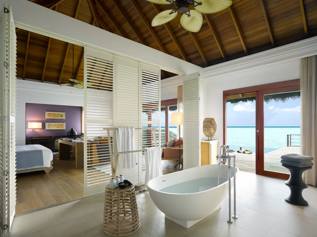 Overwater Pool Villa - Bathroom