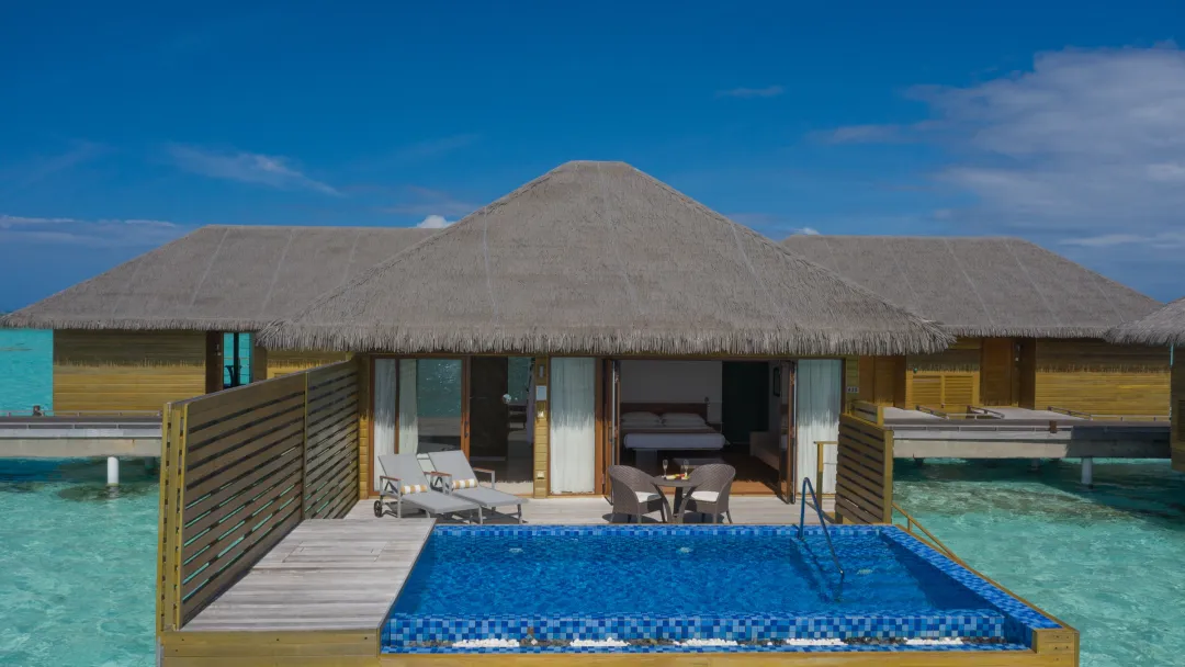 Lagoon Suite with Pool - Villa Over View