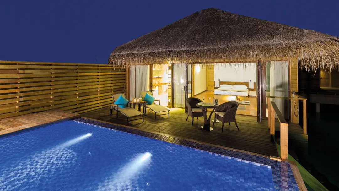 Lagoon Suite with Pool - Villa with Night View