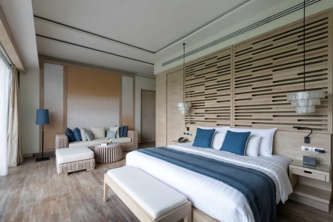 Sky Pool Suite - Bedroom