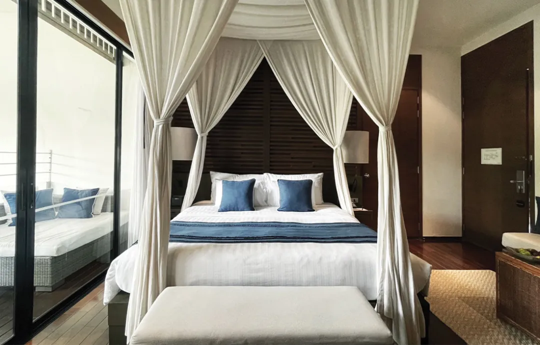 Family Pool Suite - Bedroom View
