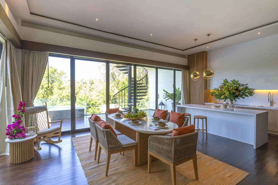 Nidhrarom Suite - Indoor Dining