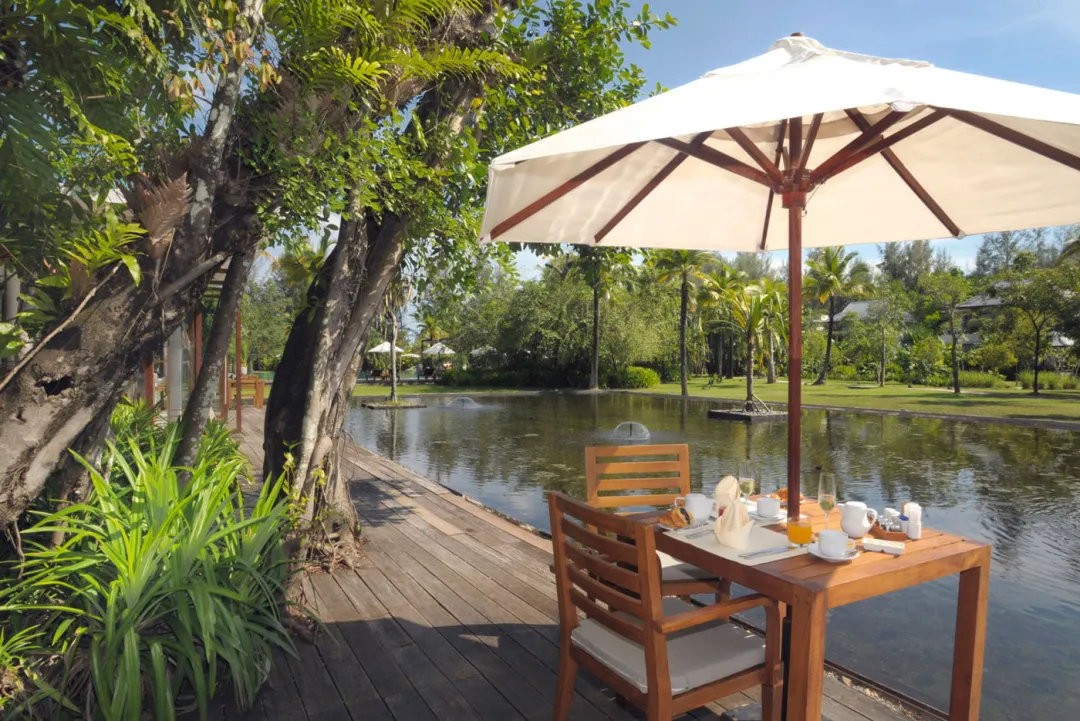 The Sarojin - Lake with Dining