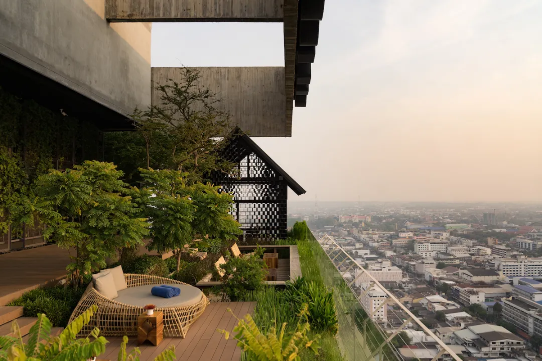 Ad Lib Khon Kaen - Balcoy Lounge - Copy