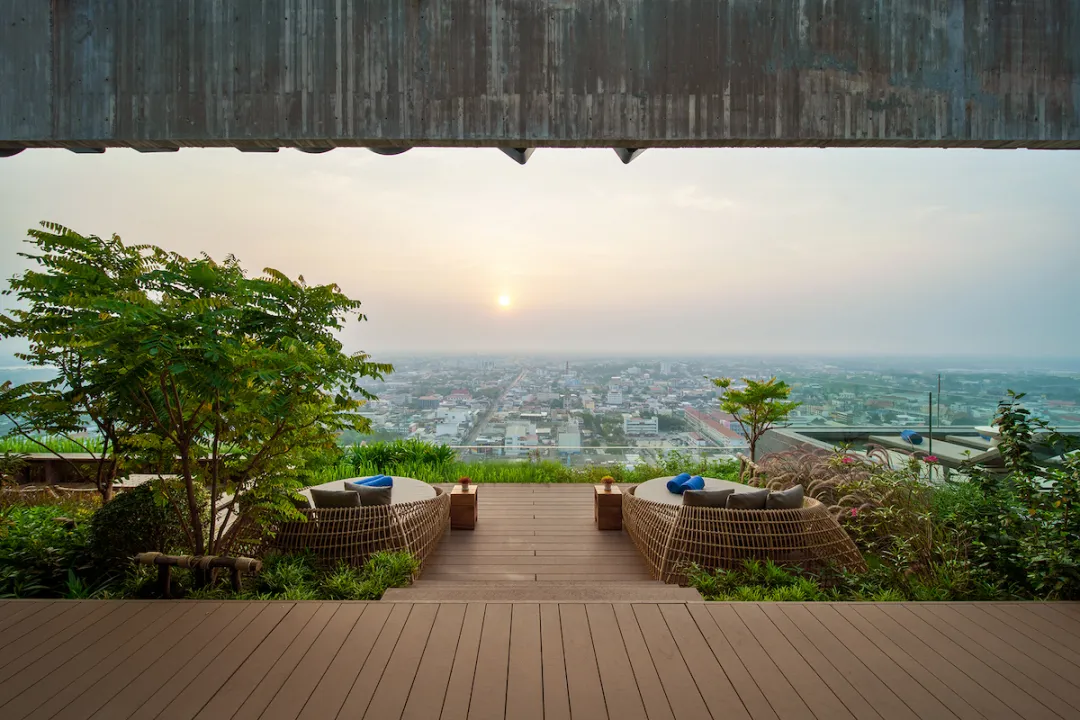 Ad Lib Khon Kaen - Balcoy Lounge with View