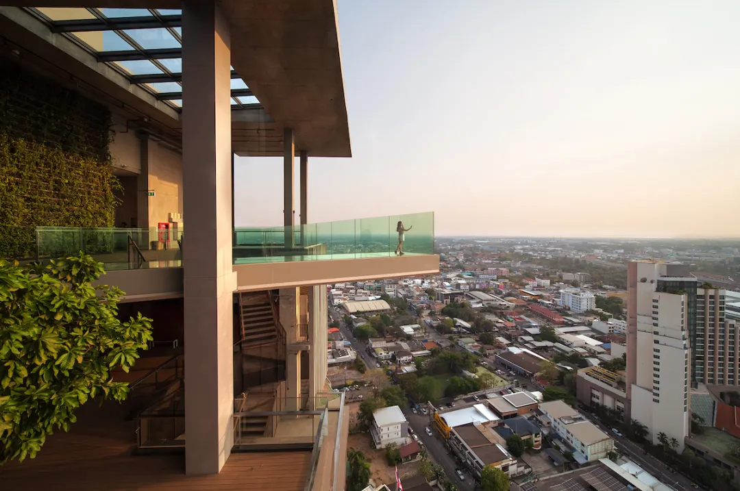 Ad Lib Khon Kaen - Sky Bridge with City View
