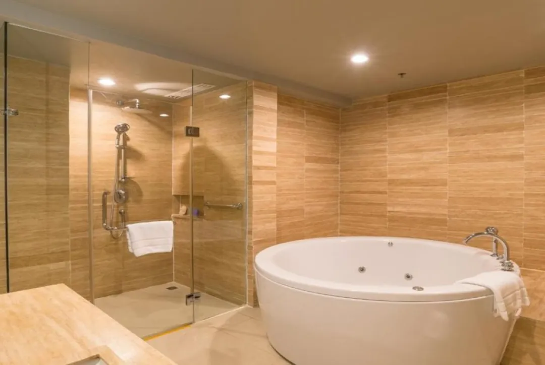 Club Sea Facing Suite - Bathroom