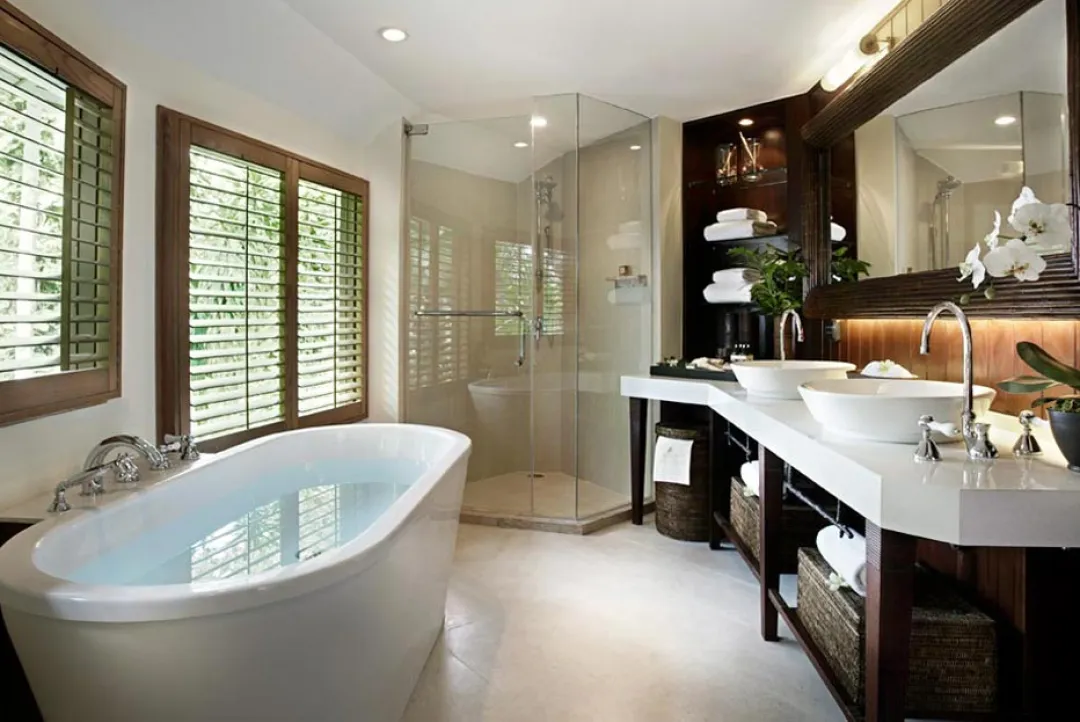 Pool Pavilion - Bathroom