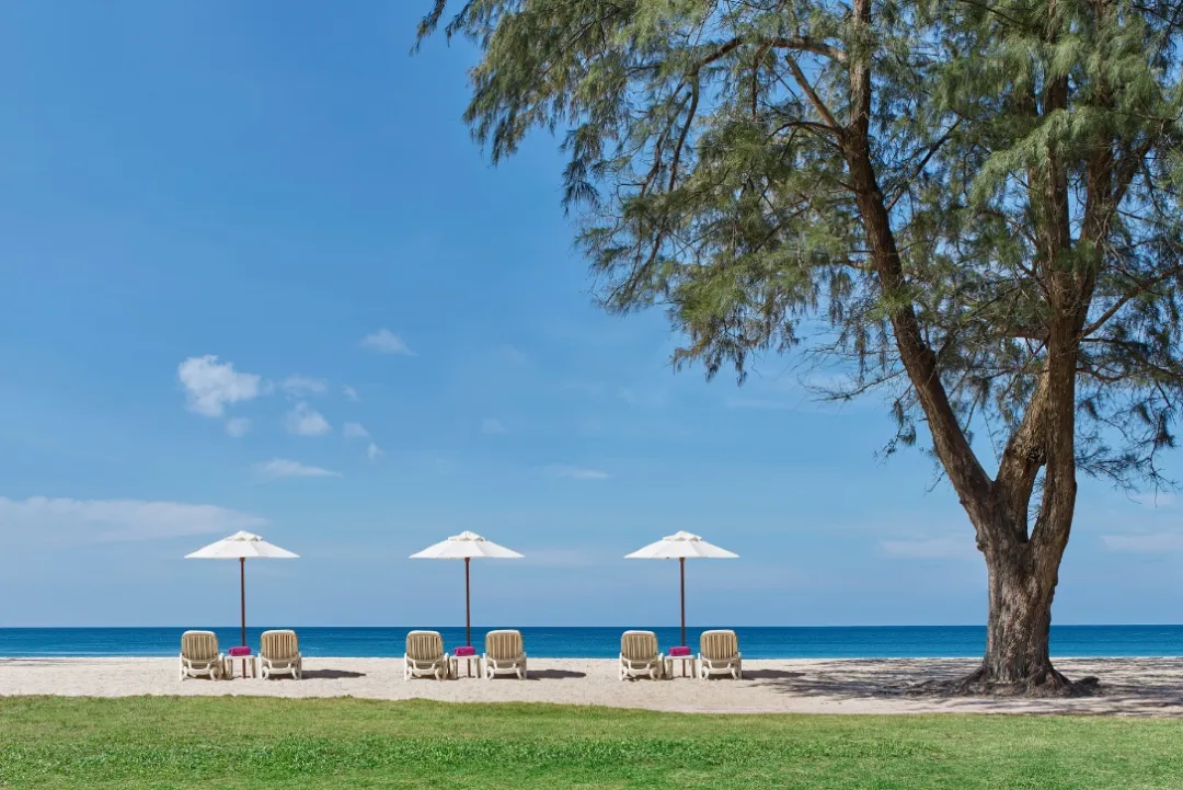 Dusit Thani Laguna Phuket - Beach View with Lounge