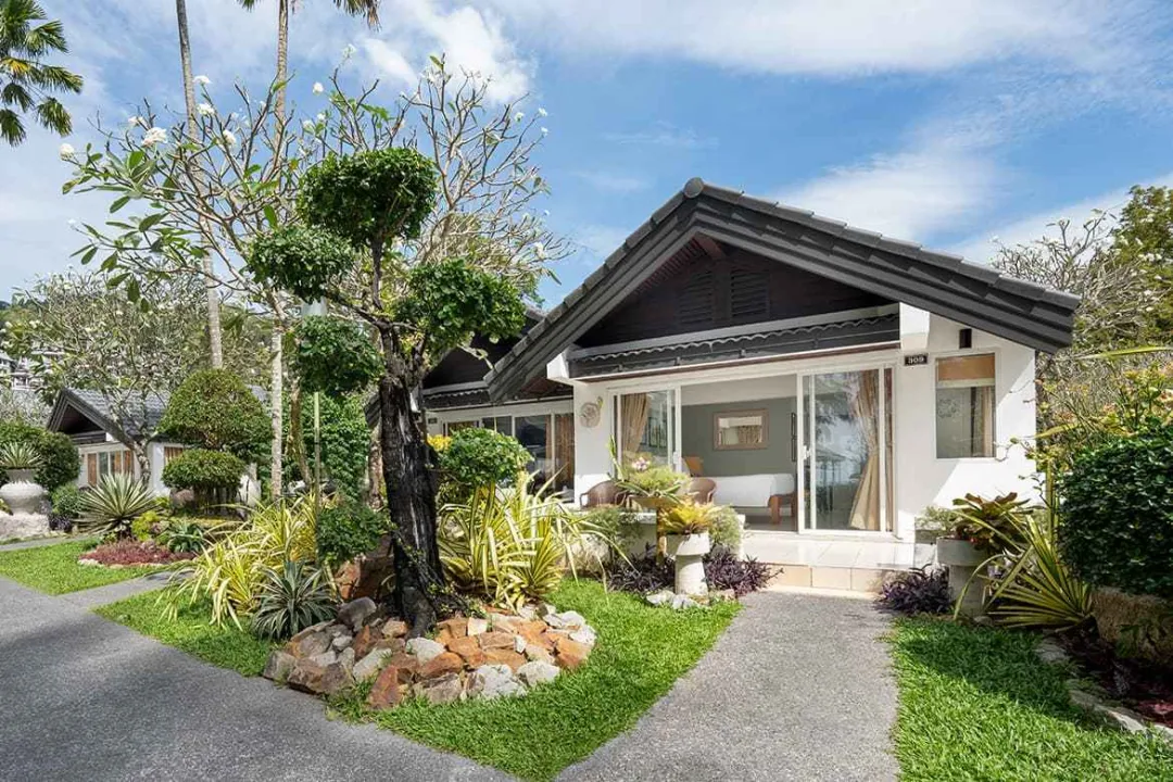 Tropical Garden View - Bungalow View