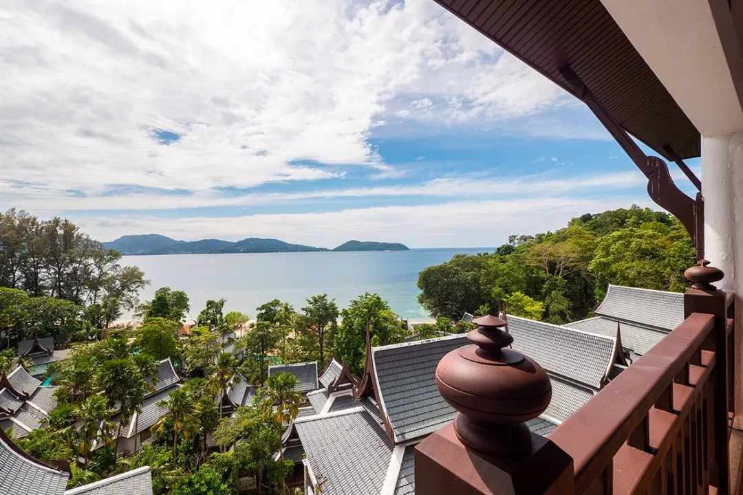 Seaview Hillside with Terrace Bathtub - Sea View