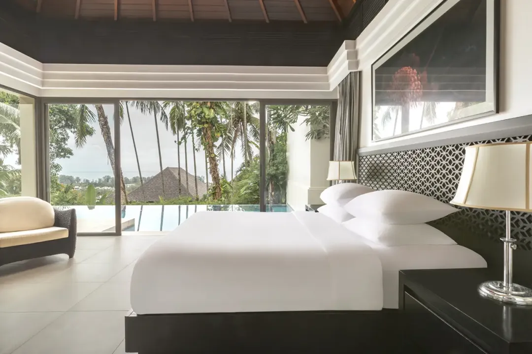 Tropical Pool Villa - Bedroom