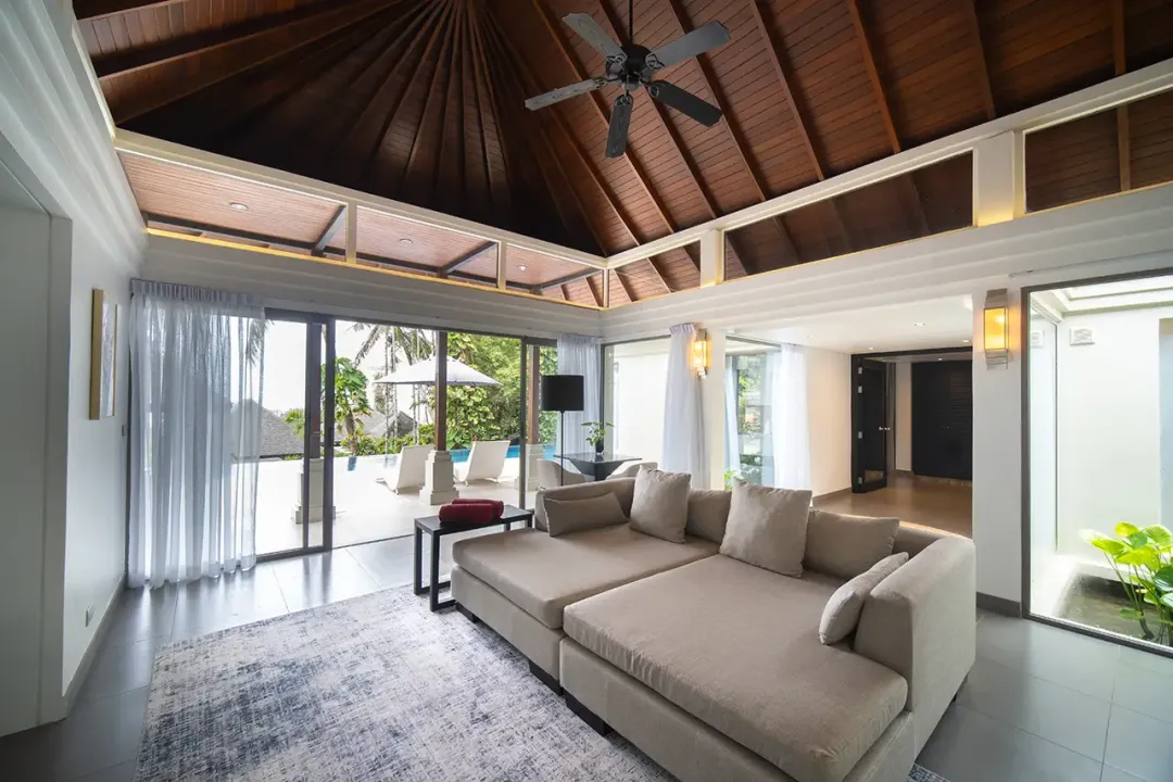 Tropical Pool Villa -Living Room