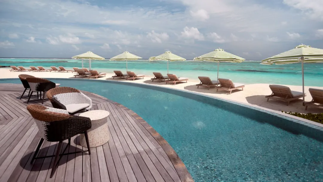 Le Meridien Maldives - Pool Lounge