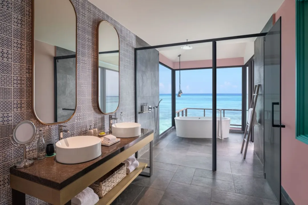 Sunrise Overwater Villa - Bathroom