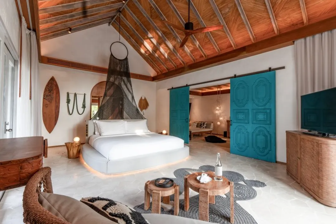 Sunrise Deluxe Beach Villa with Pool - Bedroom