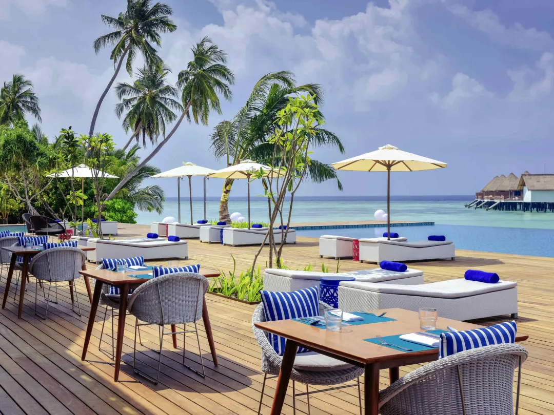 Mercure Maldives Kooddo Resort - Alita Restaurant