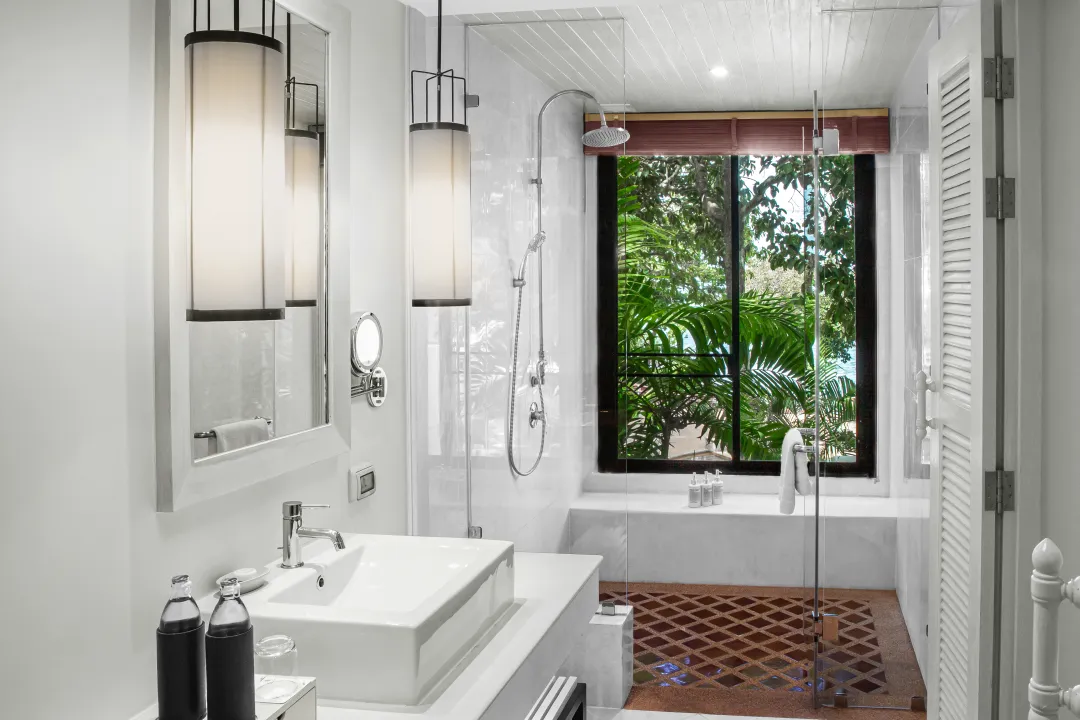 Avani_Plus_Koh_Lanta_Krabi_Resort_Guest_room_Avani_Sea_View_Upper_Bathroom