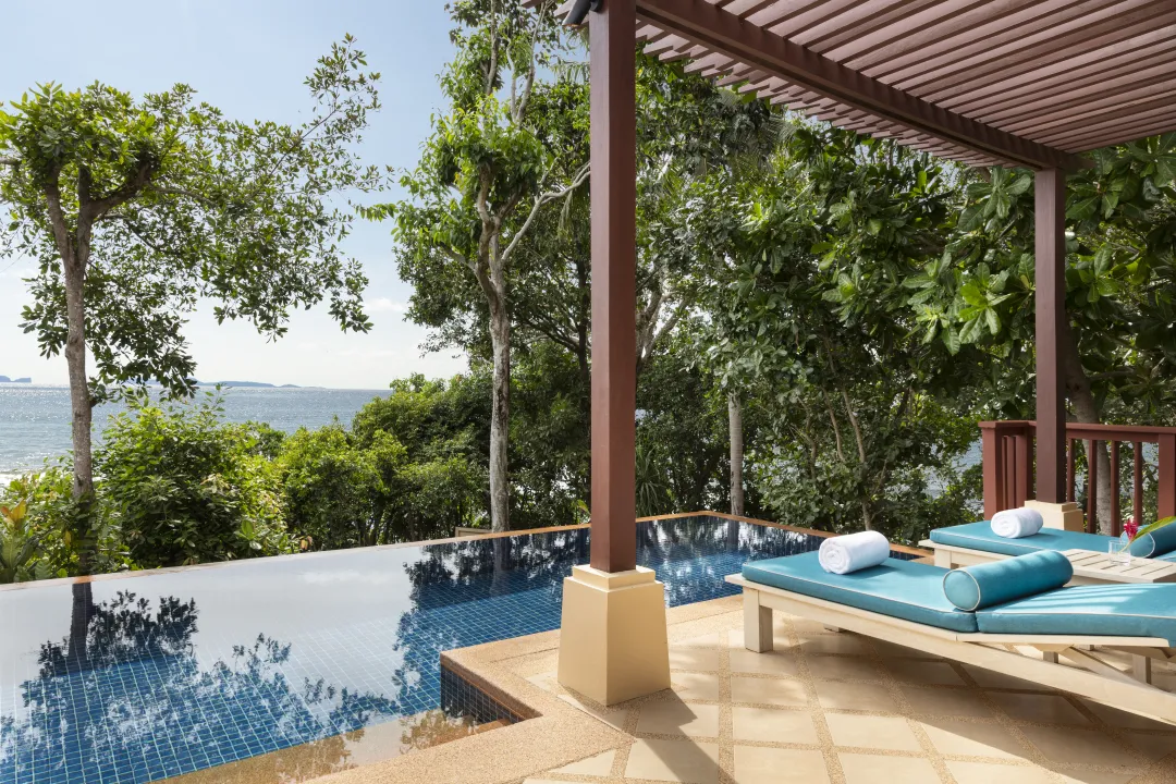 Avani_Plus_Koh_Lanta_Krabi_Resort_Guest_Room_Avani_Pool_Villa_Terrace(2)