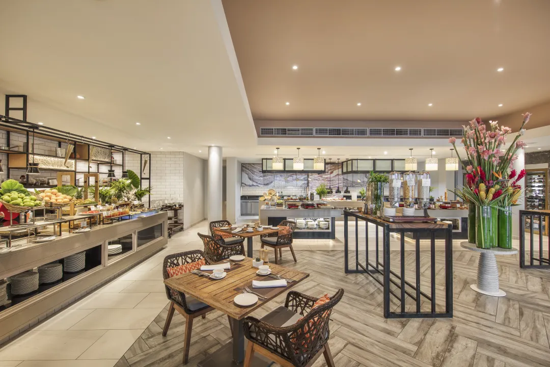 Anantara_Iko_Mauritius_Resorts_&_Villa_Horizon_Restaurant_Interior_Buffet