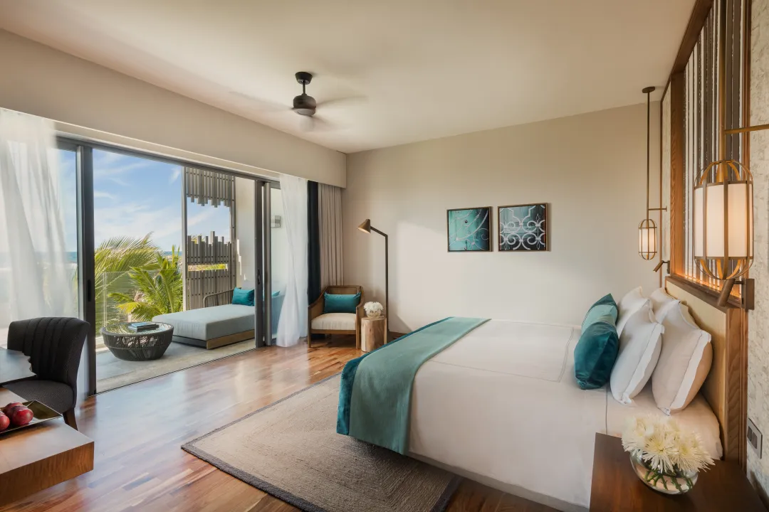 Anantara_Iko_Mauritius_Resort_&_Villas_Guest_Room_Ocean_View_Suite_Bedroom_View