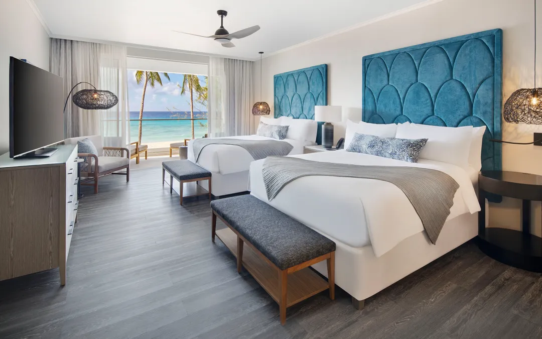 Luxury Oceanfront Junior Suite - Bedroom