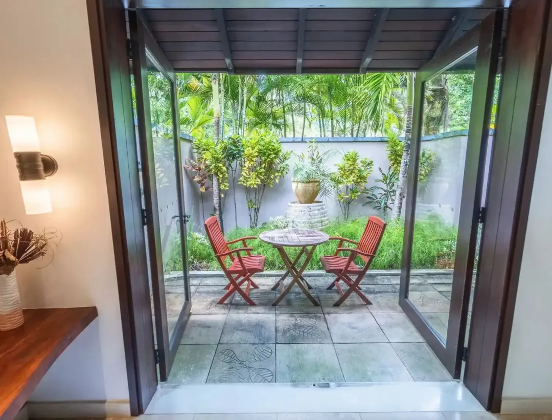 Story-Seychelles-Pool-Villa-Patio